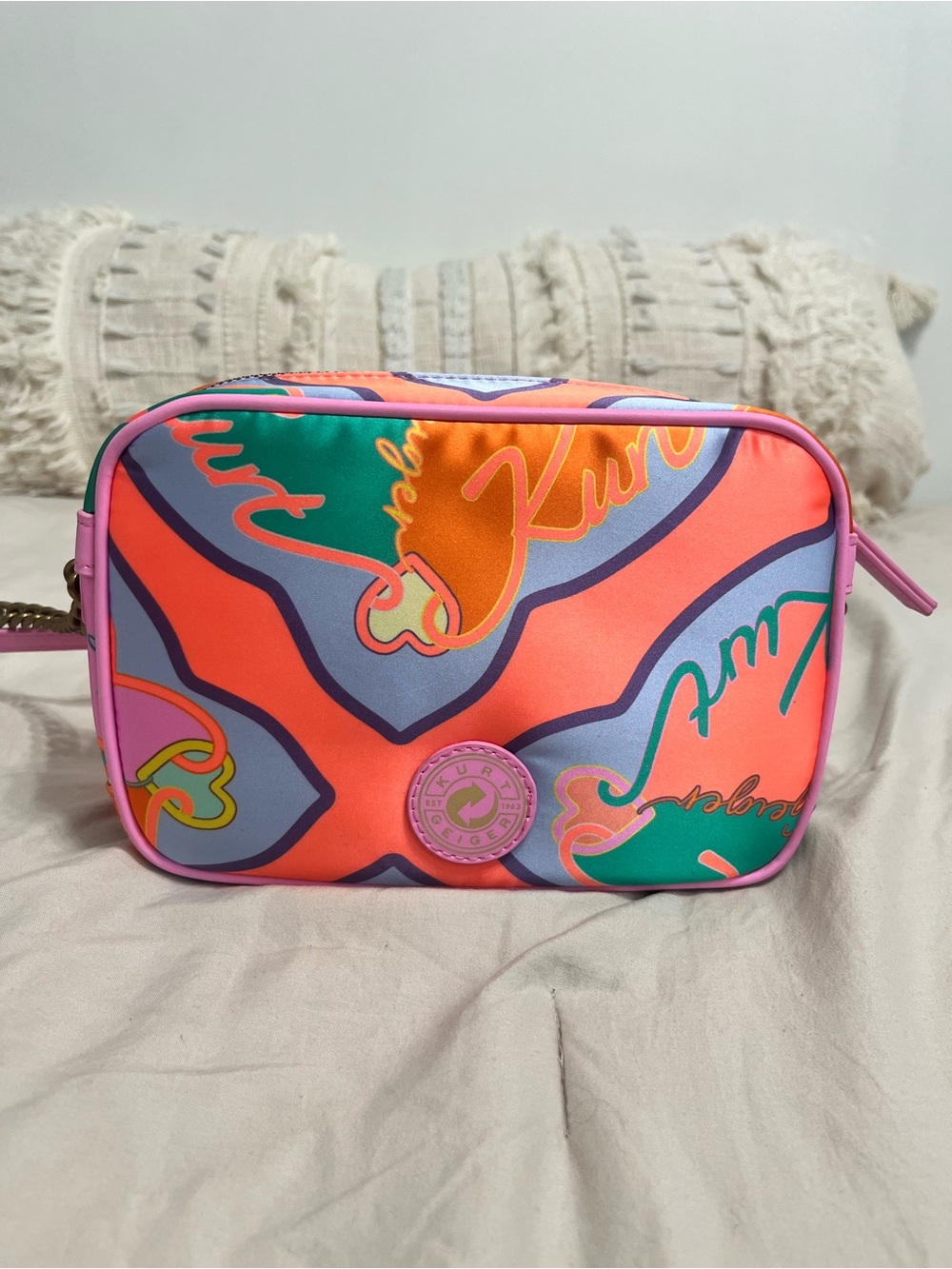 Kurt Geiger Pink Multicolor Signature Crossbody - Picture 6 of 15